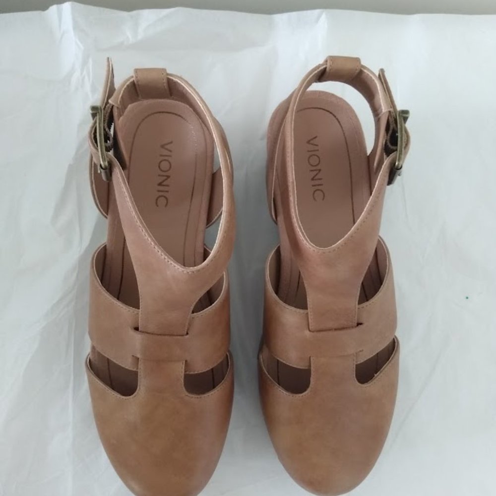 Vionic Day Faye Clog - Picture 3 of 8